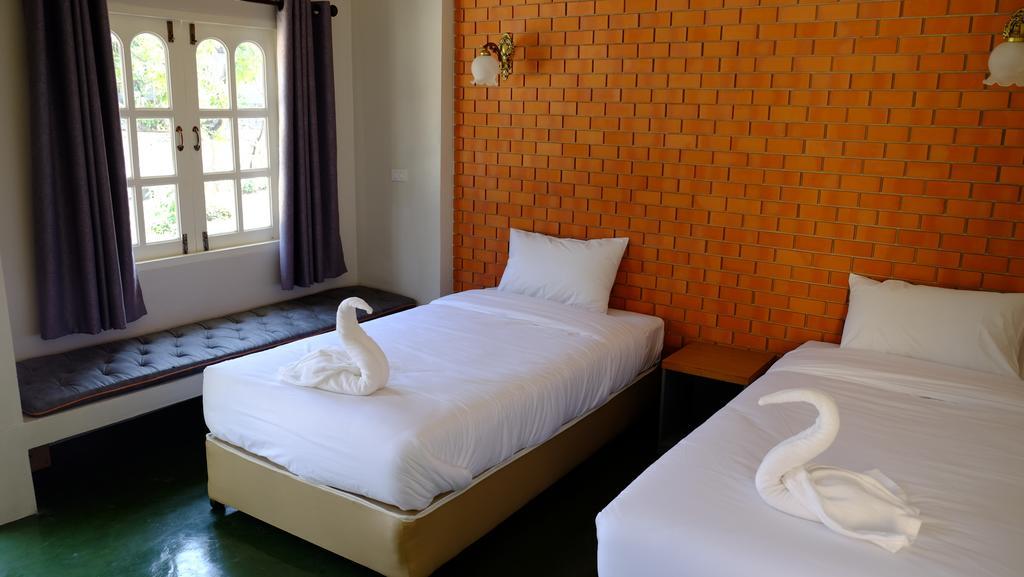 Wangpla Villa Resort Nakhon Sawan Quarto foto